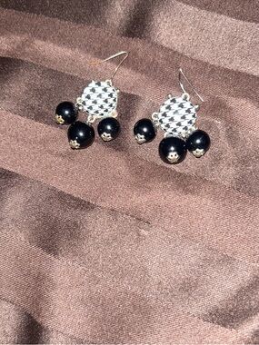 Black Houndstooth Drop Earrings with Bead Accents